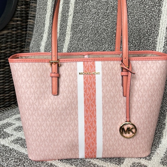 Michael Kors Jet Set Travel Medium Carryall Sherbert Multi - Picture 2 of 16